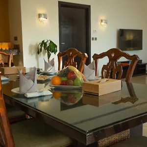 Resort Al Nawras Island